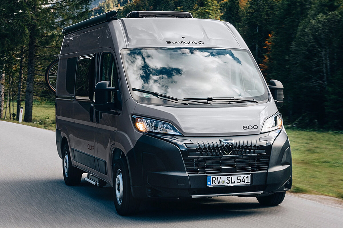 Sunlight Cliff ICLINE